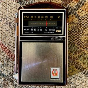 General Electric retro radio
